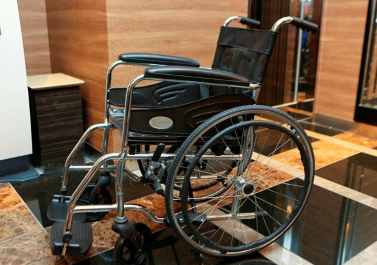 Apa Hotel Nagasaki Ekiminami Екстериор снимка